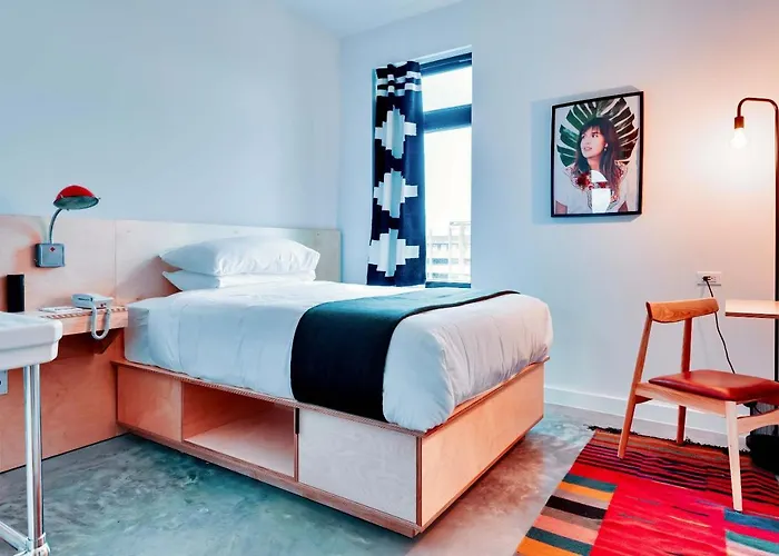 Dryce Hotel